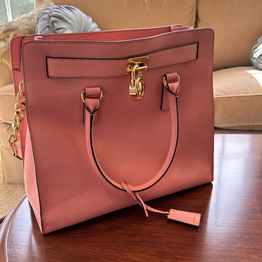 Michael Kors Hamilton Traveler handbag